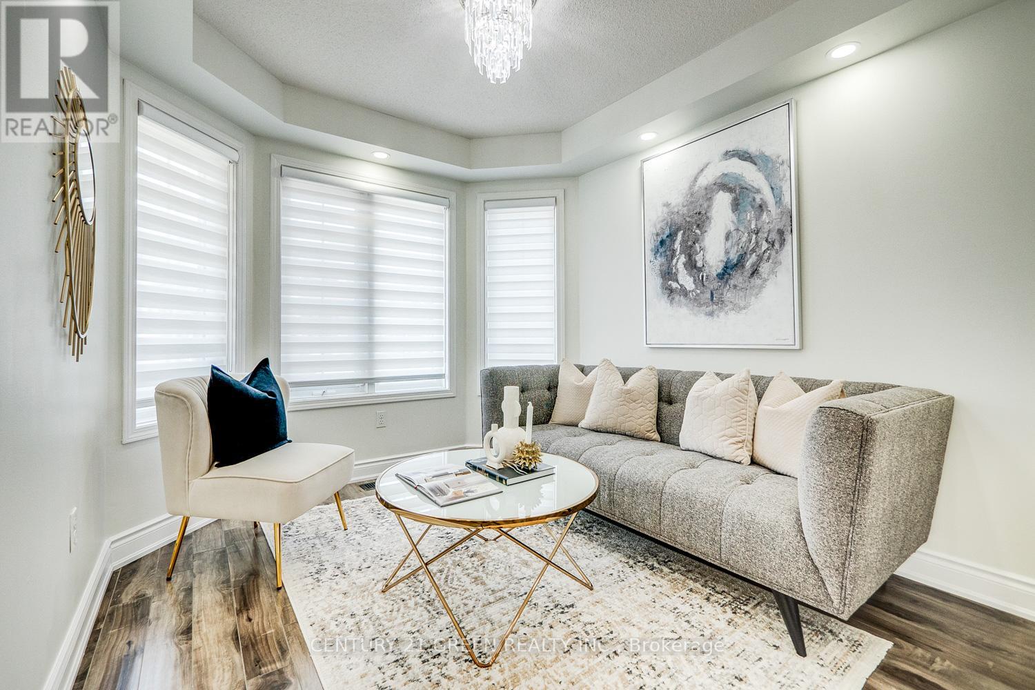 Photo 26 of 255 Fasken Court, Milton ON