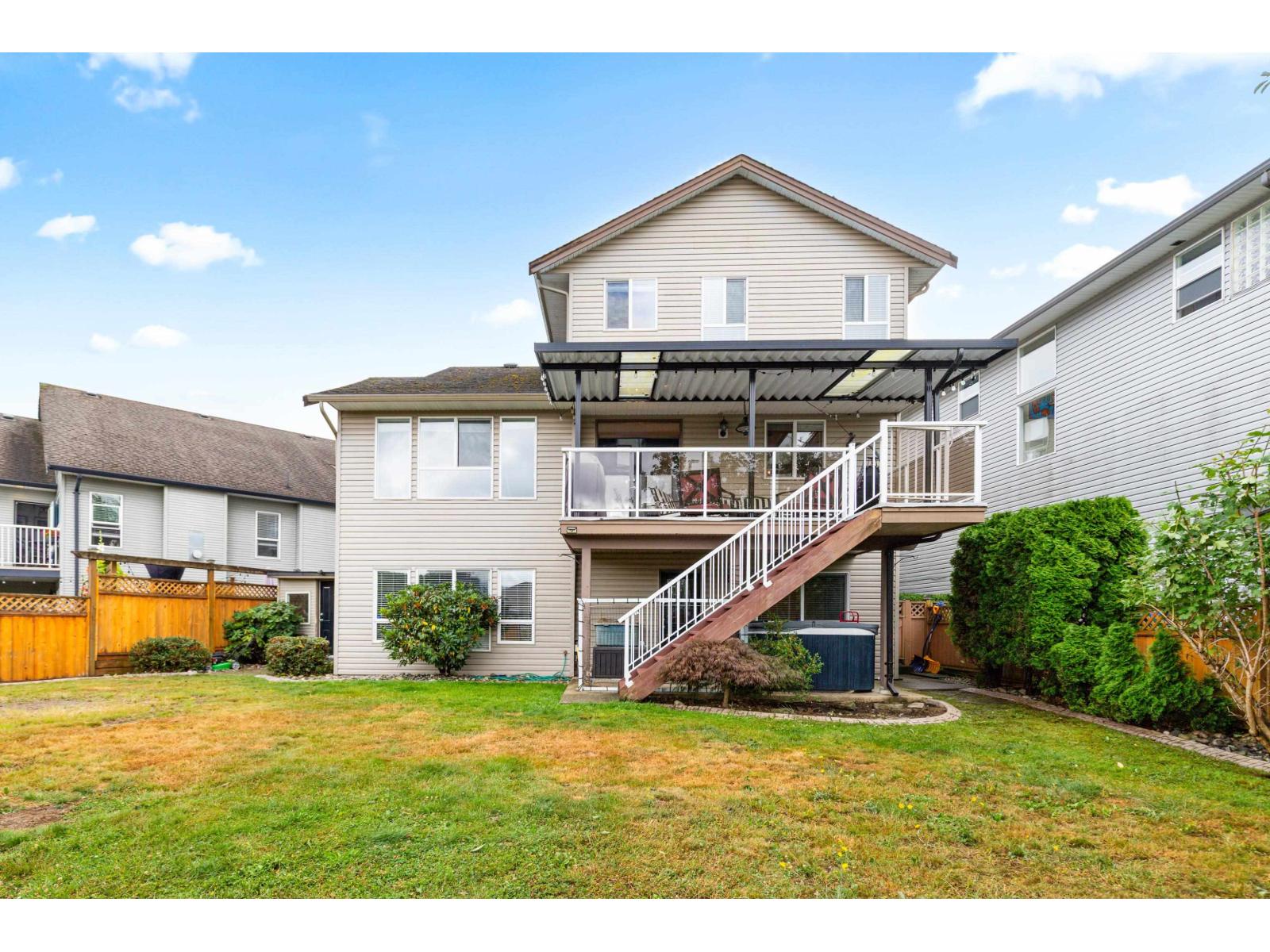 Photo 32 of 32961 Hawthorne Avenue, Mission BC