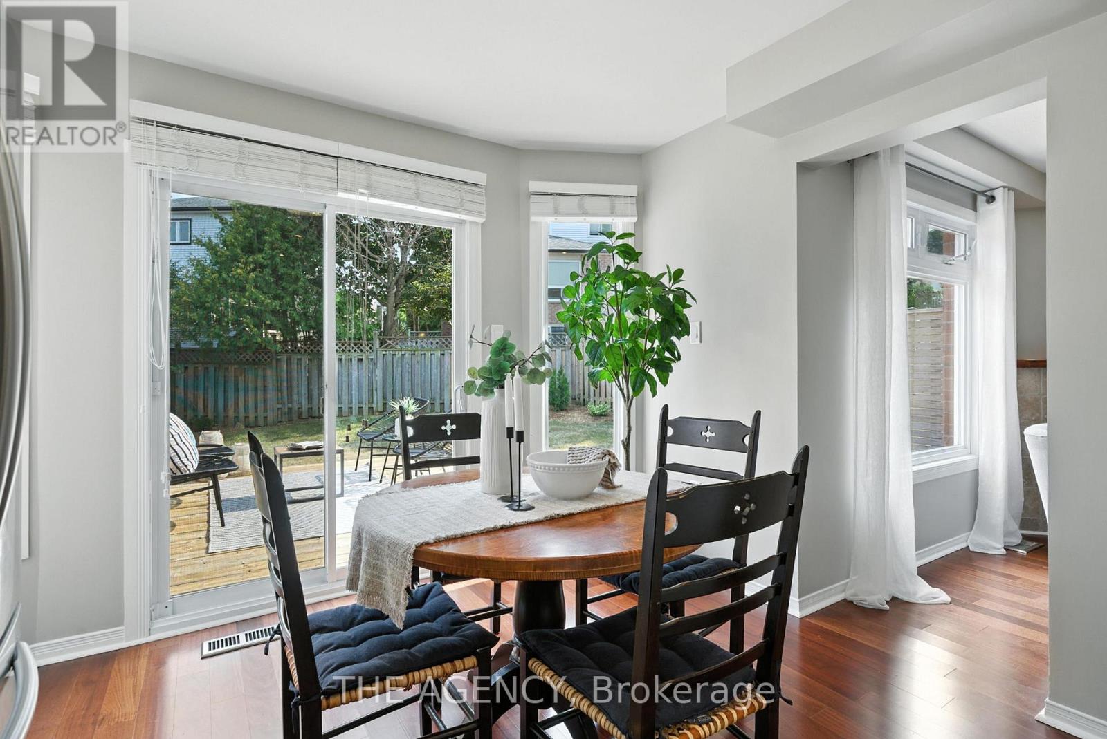 Photo 9 of 1541 Bentley Lane, Pickering ON