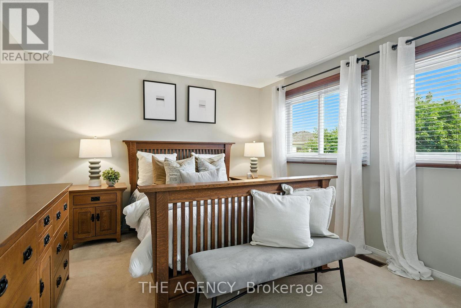 Photo 11 of 1541 Bentley Lane, Pickering ON