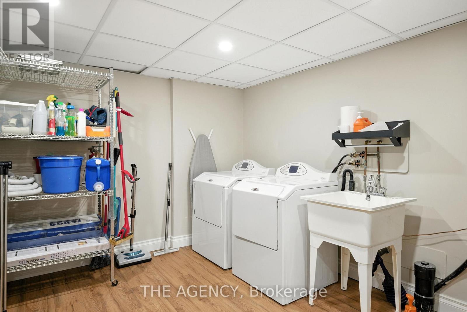 Photo 28 of 1541 Bentley Lane, Pickering ON