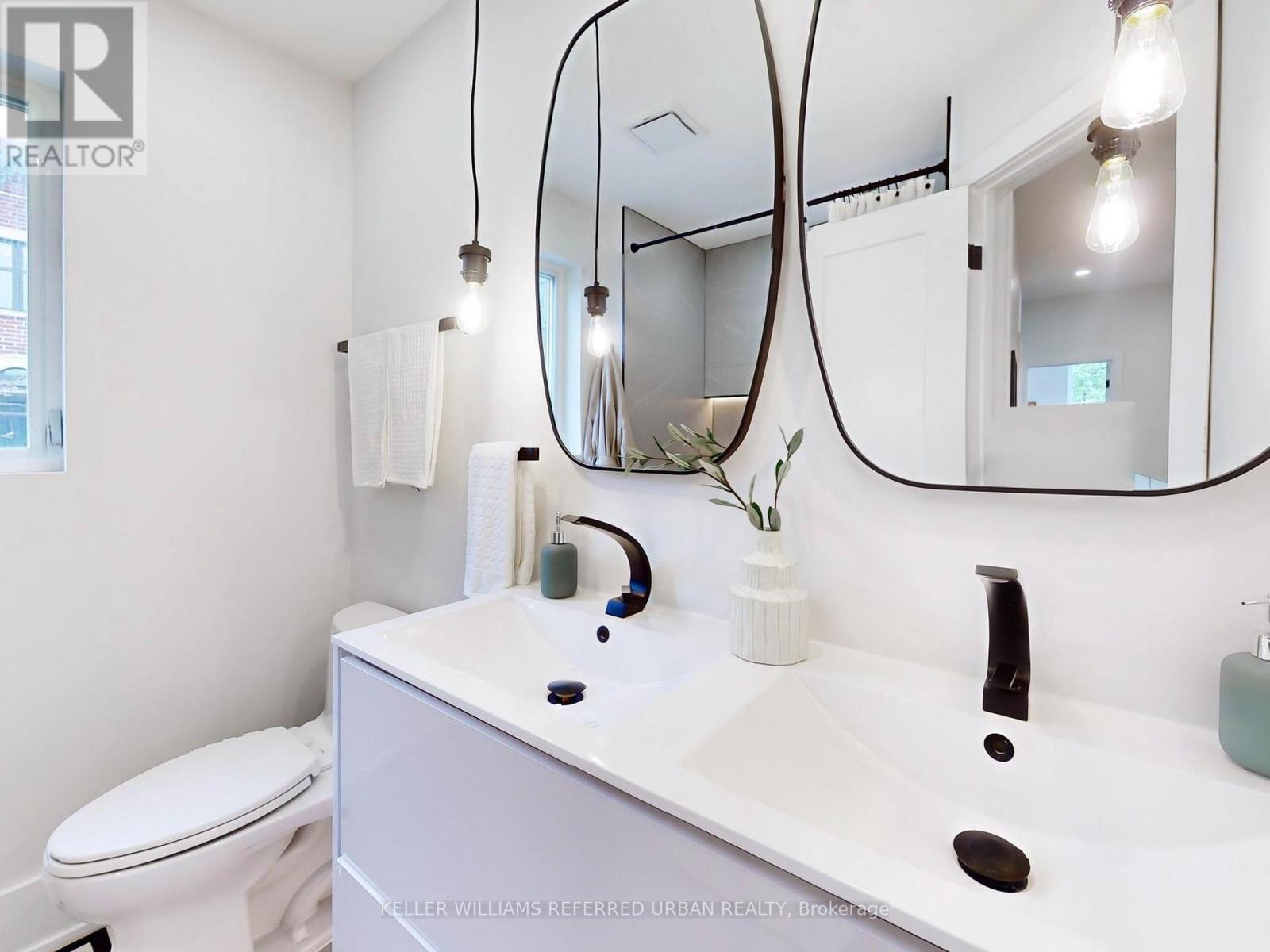 Photo 26 of 164 Broadview Avenue, Toronto ON