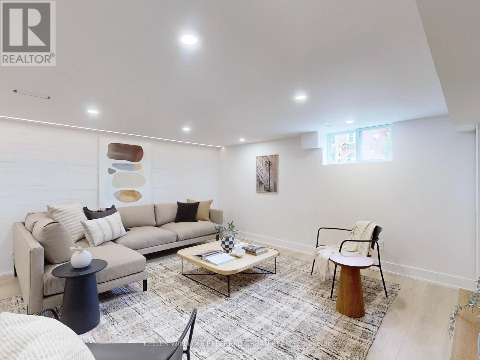 Photo 31 of 164 Broadview Avenue, Toronto ON