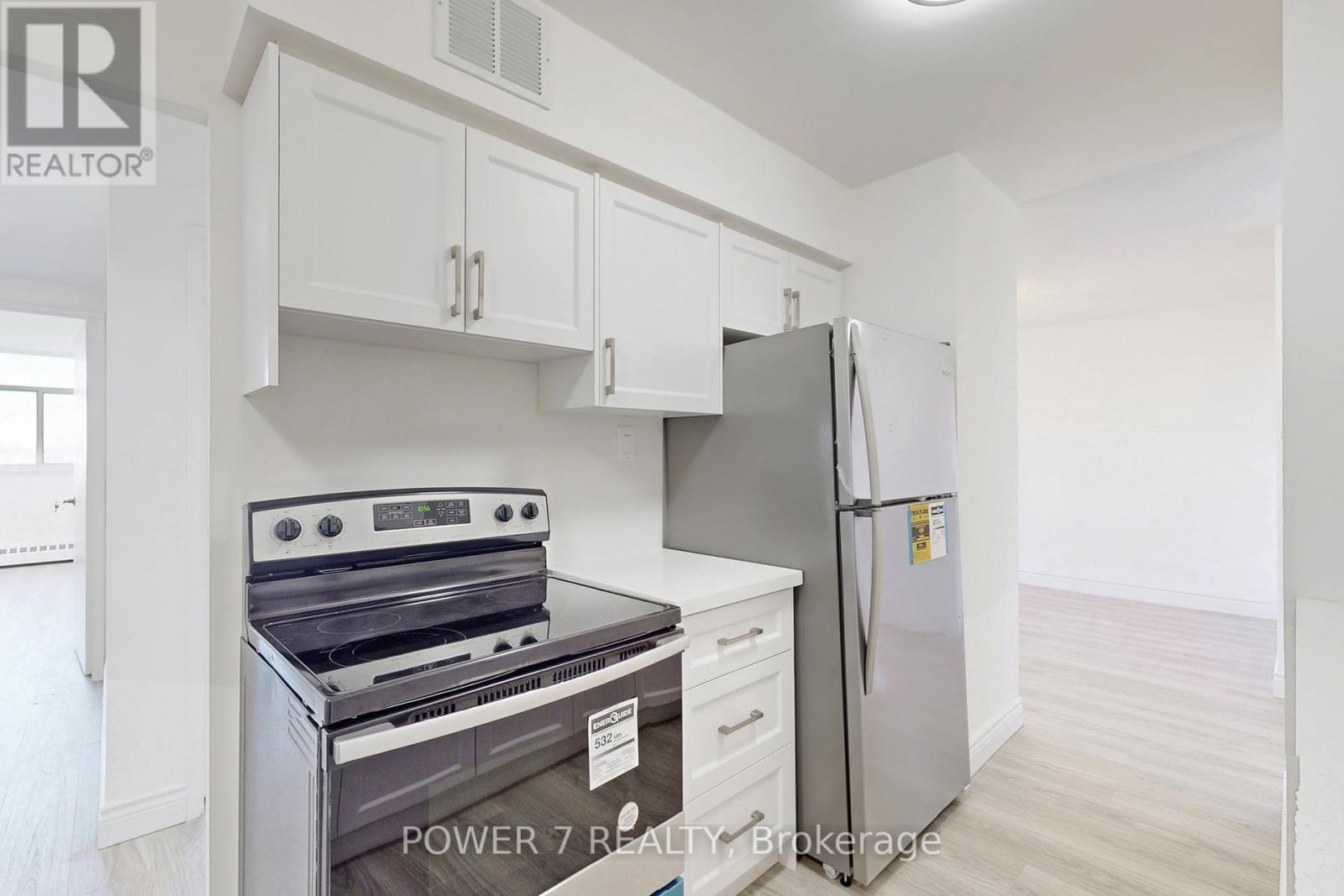 Photo 13 of 805 2050 Bridletowne Circle, Toronto ON