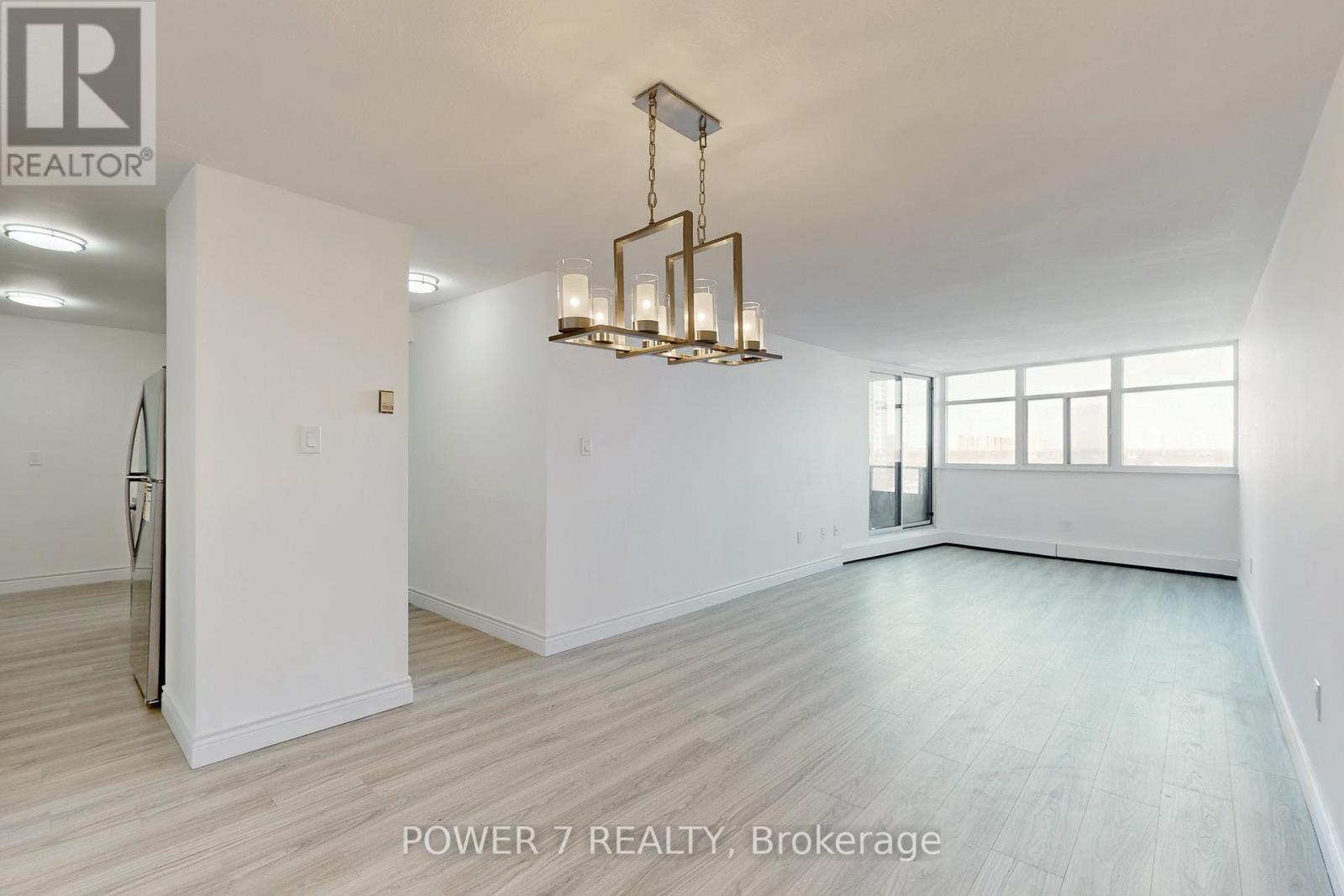 Photo 8 of 805 2050 Bridletowne Circle, Toronto ON
