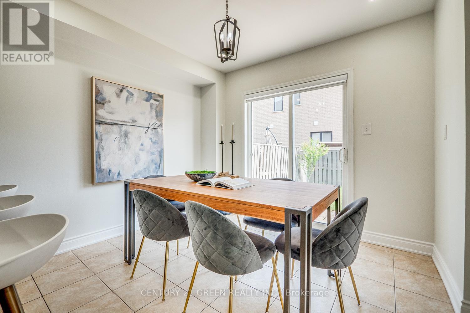 Photo 34 of 255 Fasken Court, Milton ON