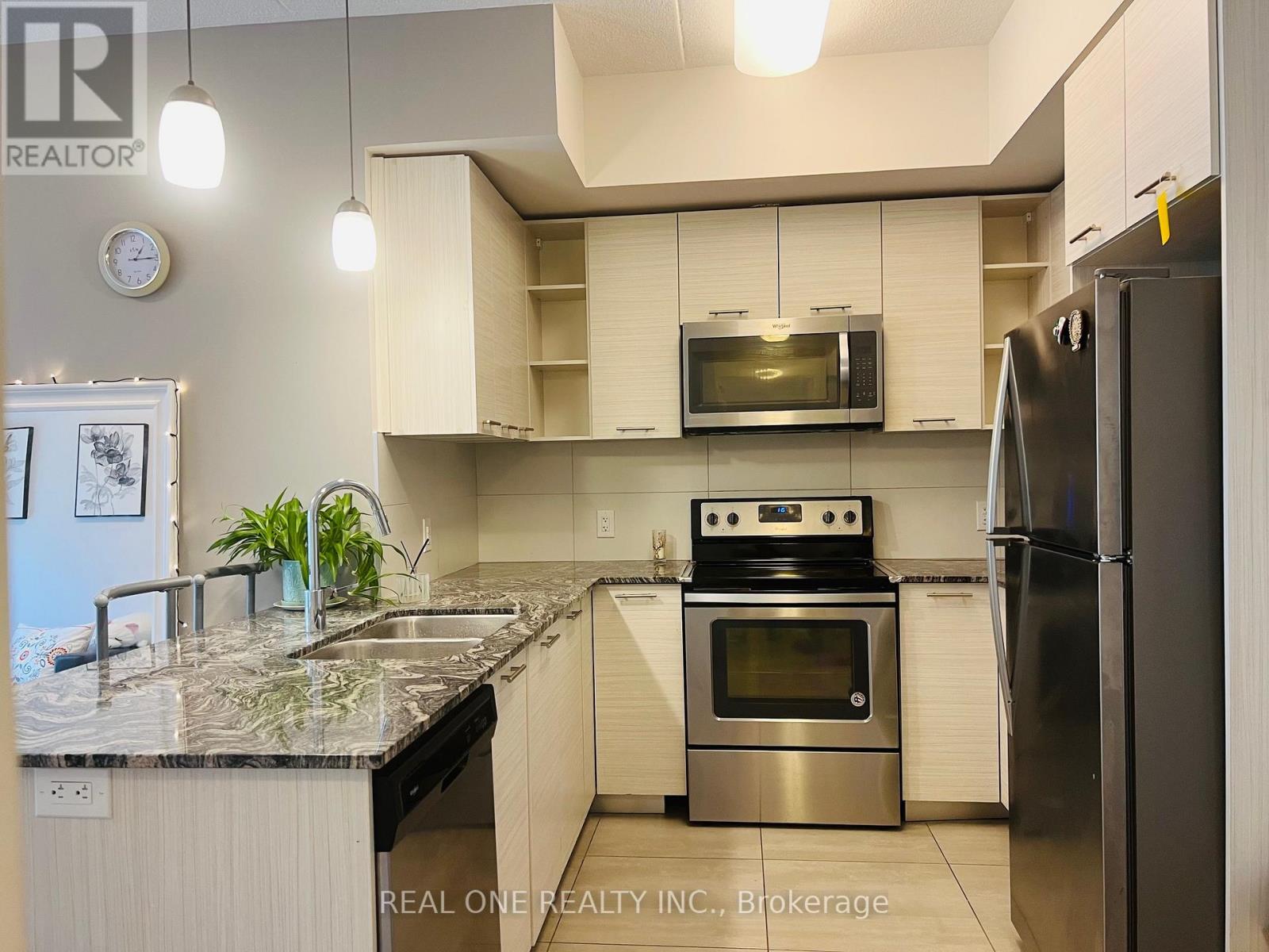 Photo 13 of 316 251 Hemlock Street, Waterloo ON