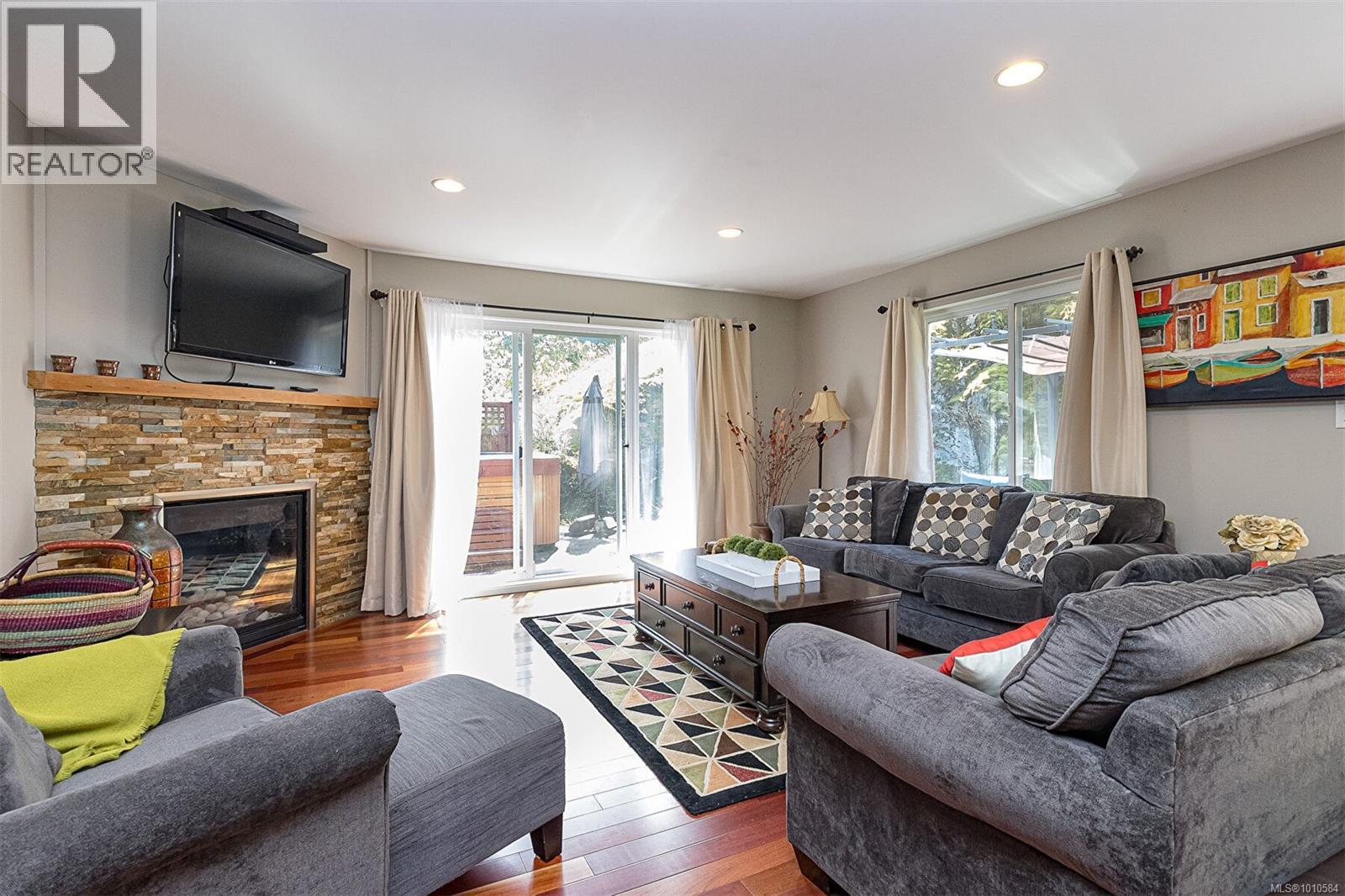 Photo 35 of 101 Dorval Pl, Langford BC