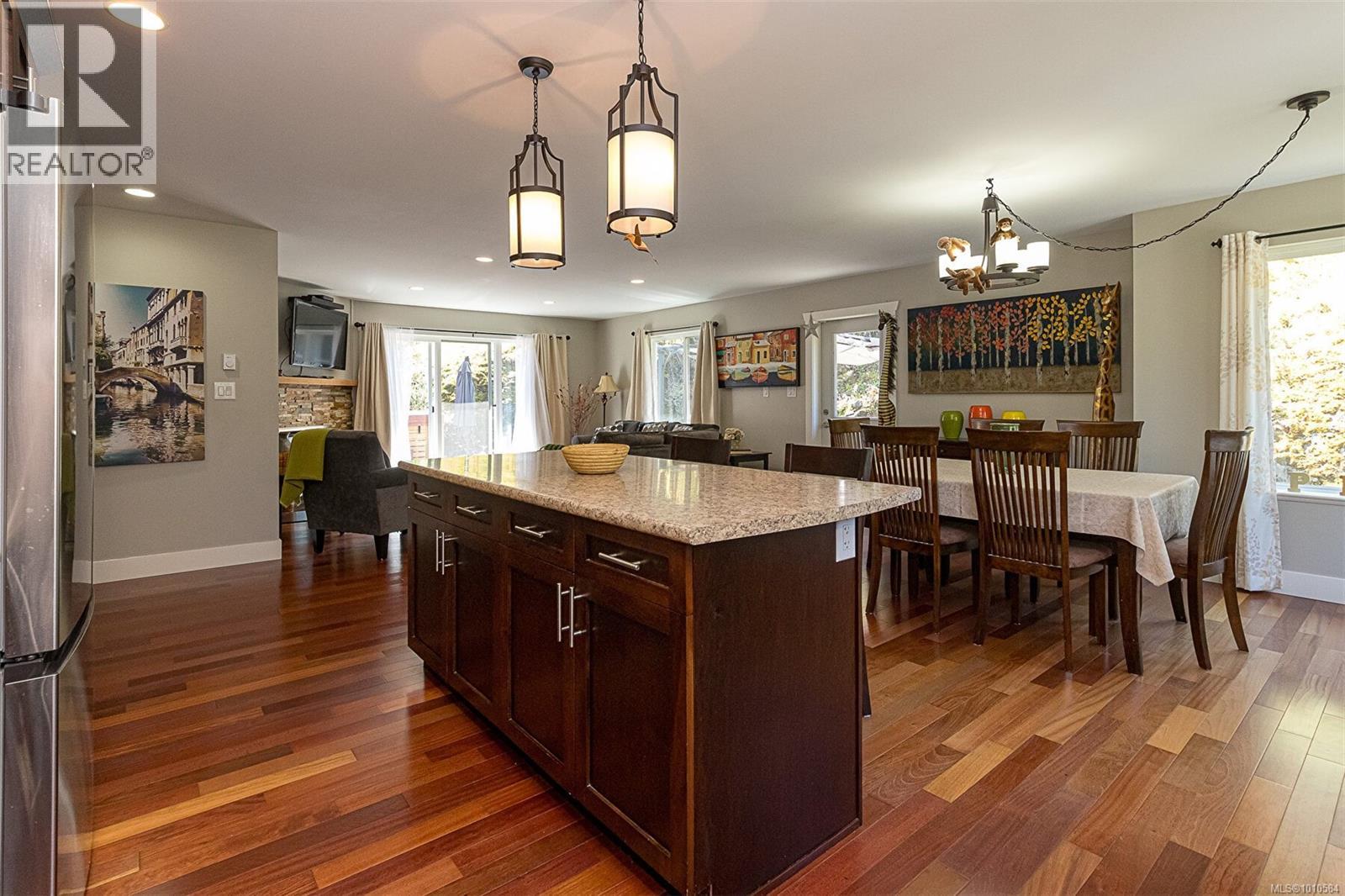 Photo 31 of 101 Dorval Pl, Langford BC