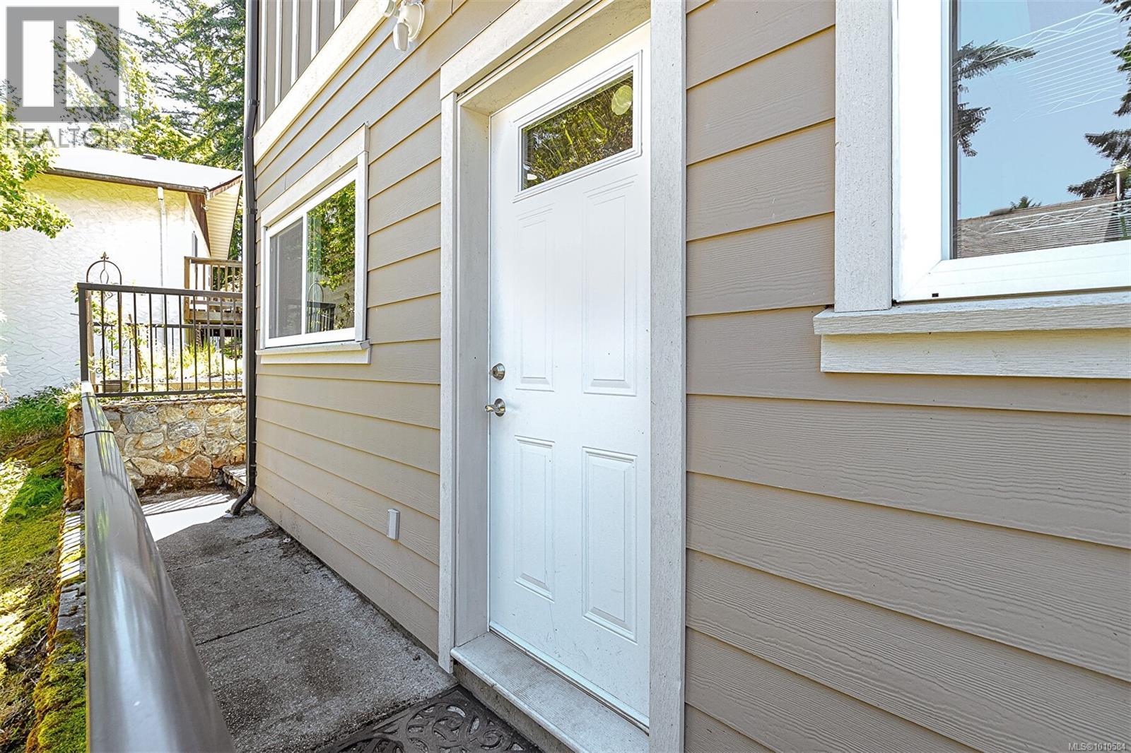 Photo 34 of 101 Dorval Pl, Langford BC