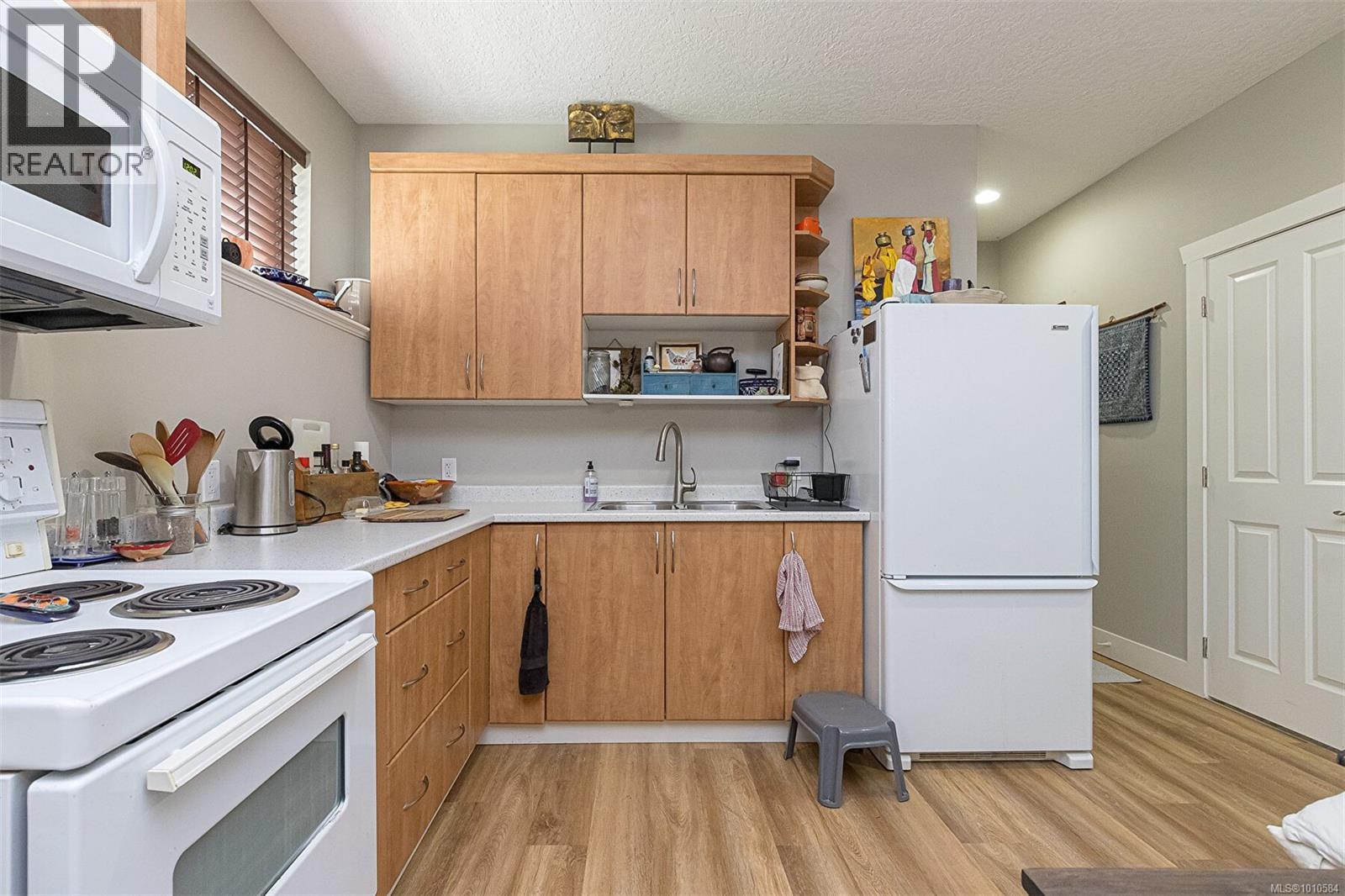 Photo 59 of 101 Dorval Pl, Langford BC