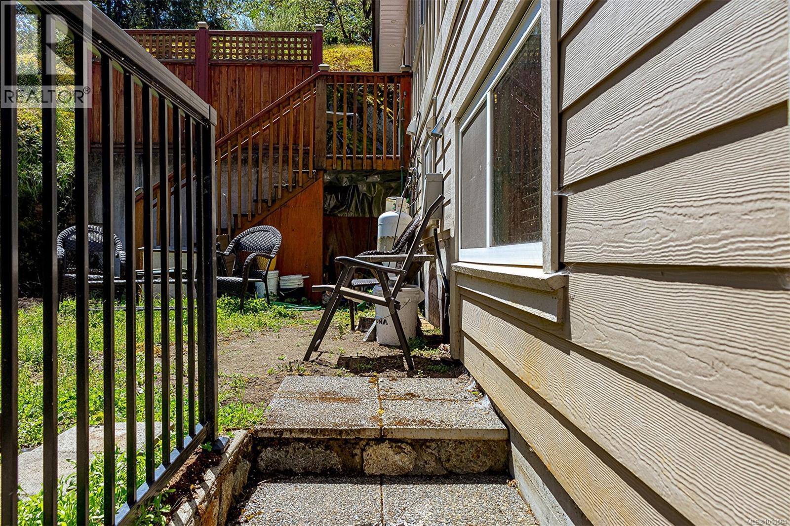 Photo 4 of 101 Dorval Pl, Langford BC
