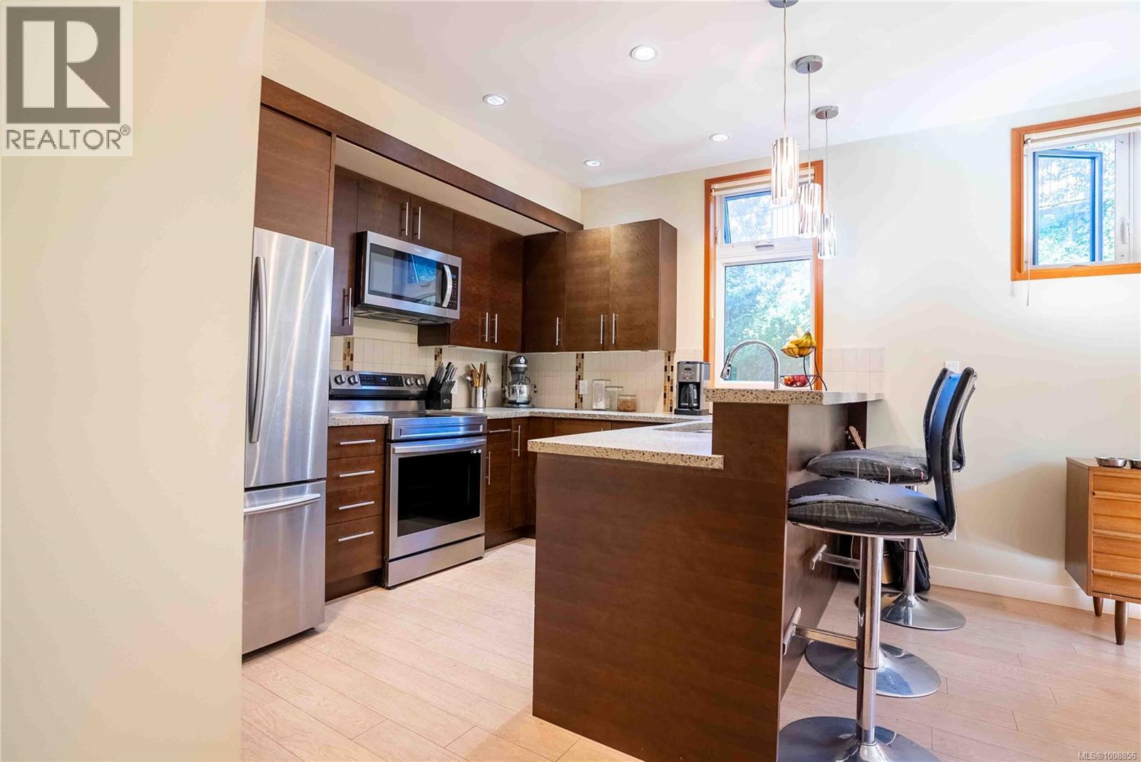 Photo 9 of 107 170 Nursery Hill Dr, View Royal BC