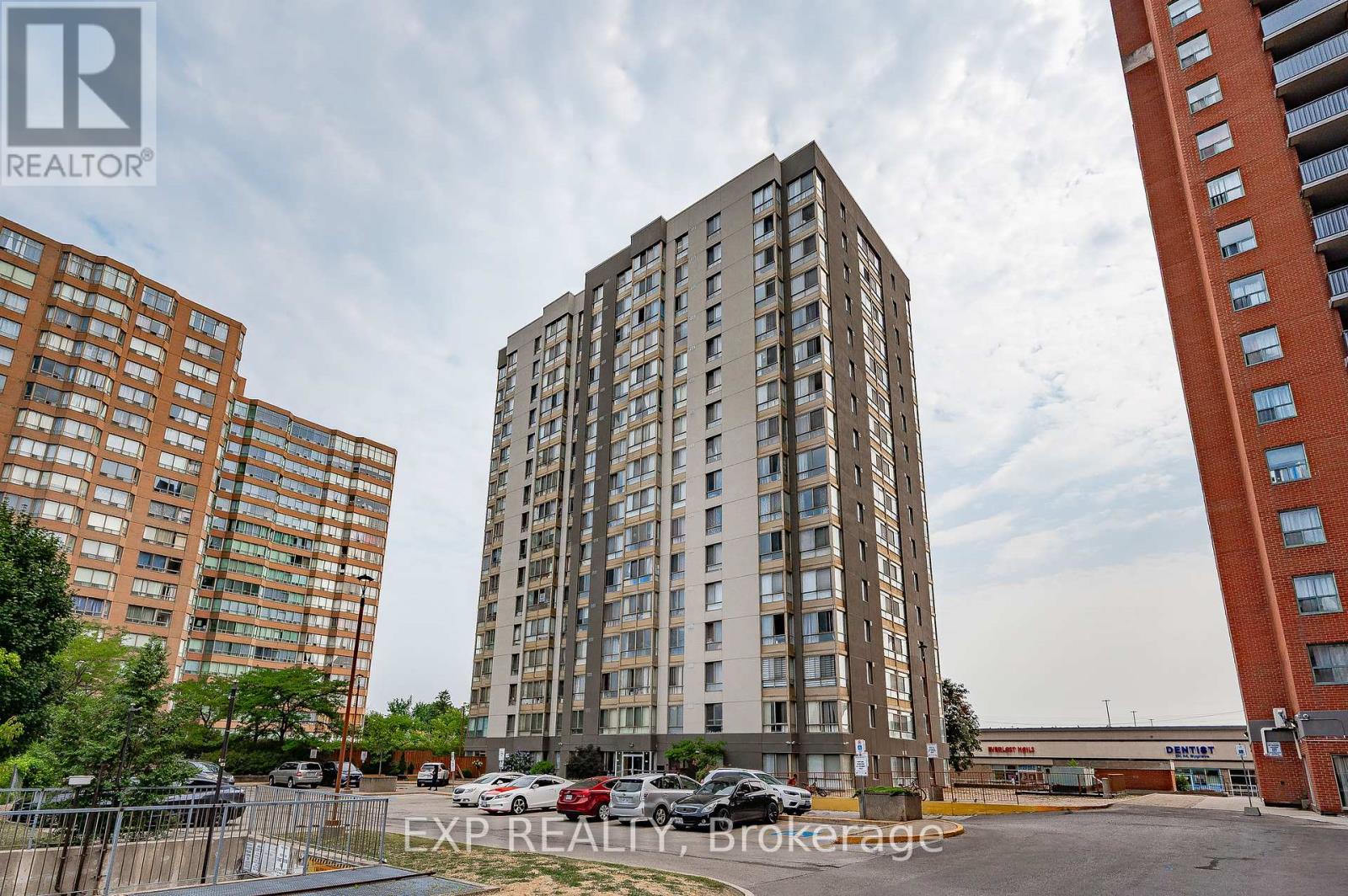 Photo 1 of 307 2470 Eglinton Avenue W, Toronto ON