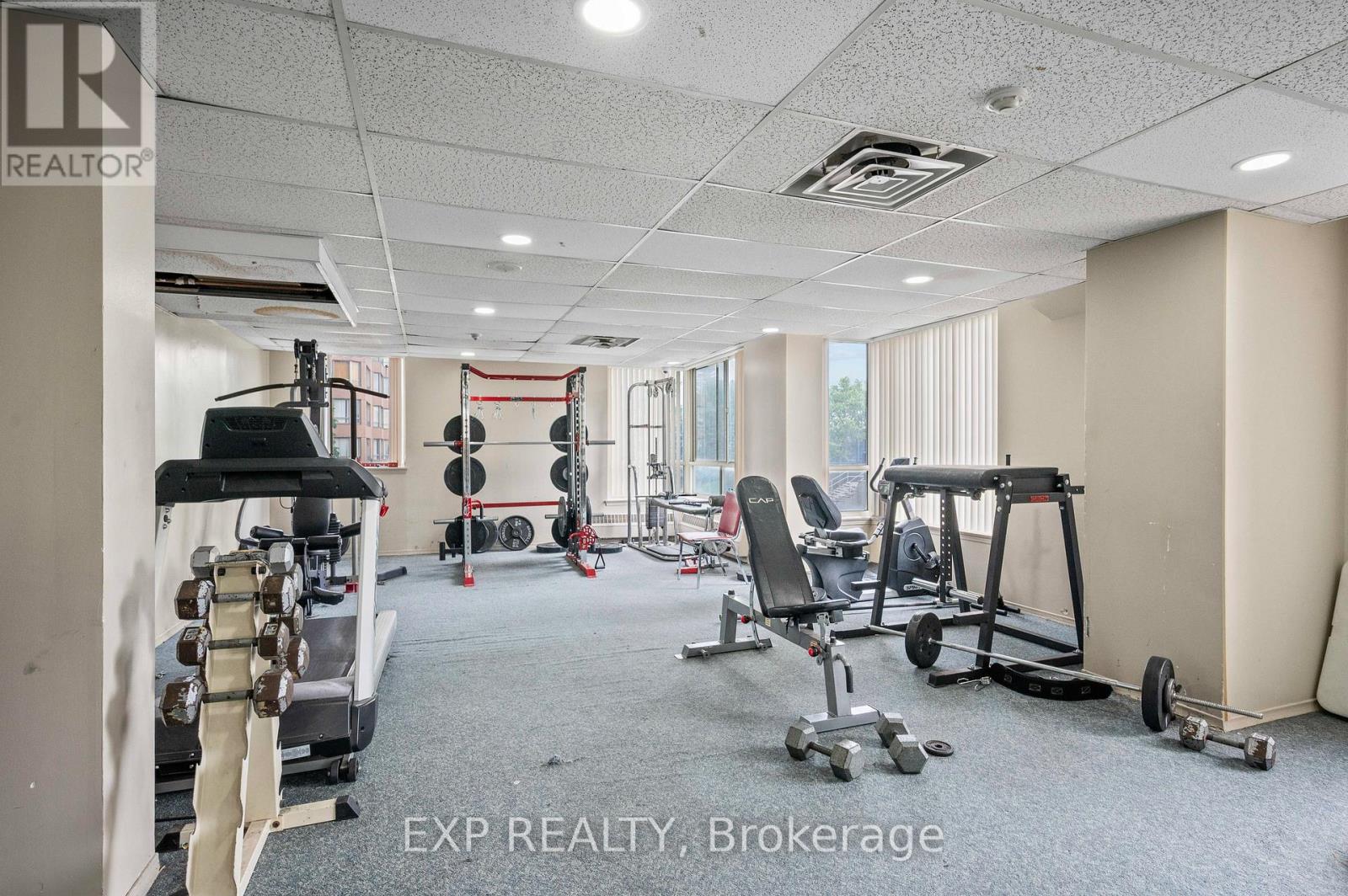 Photo 24 of 307 2470 Eglinton Avenue W, Toronto ON
