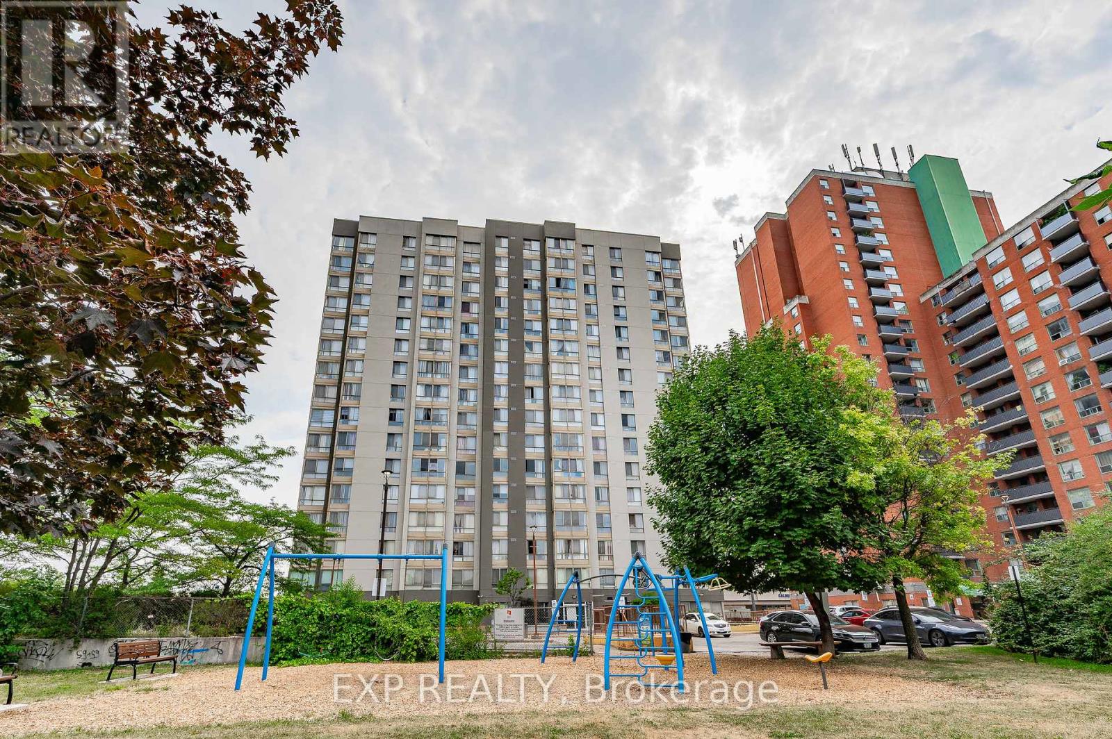 Photo 26 of 307 2470 Eglinton Avenue W, Toronto ON