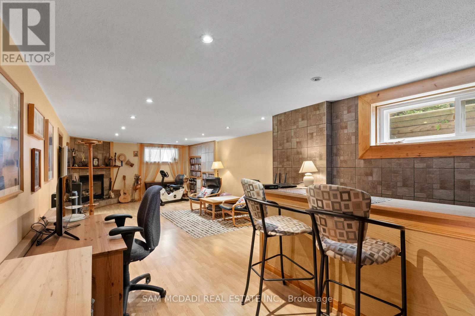 Photo 26 of 1300 Twin Oaks Dell, Mississauga ON