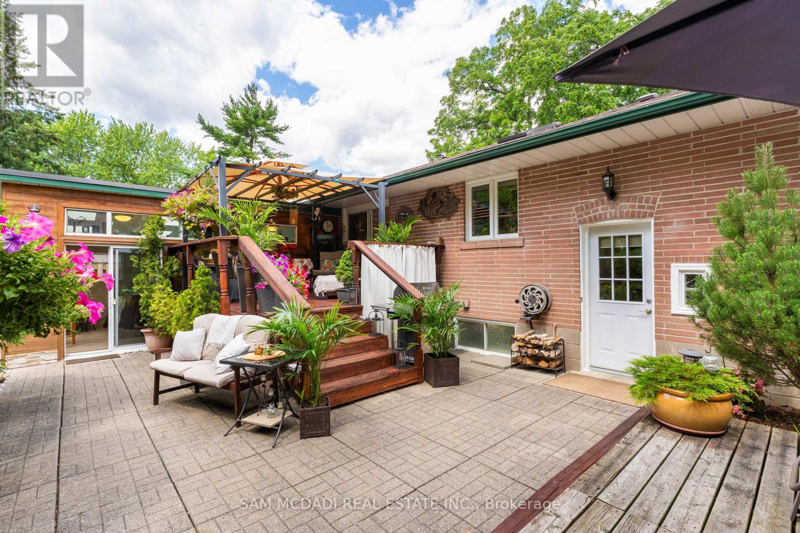 Photo 35 of 1300 Twin Oaks Dell, Mississauga ON