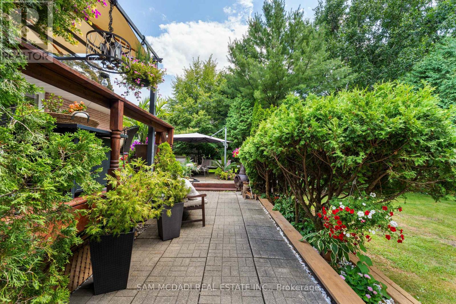 Photo 44 of 1300 Twin Oaks Dell, Mississauga ON