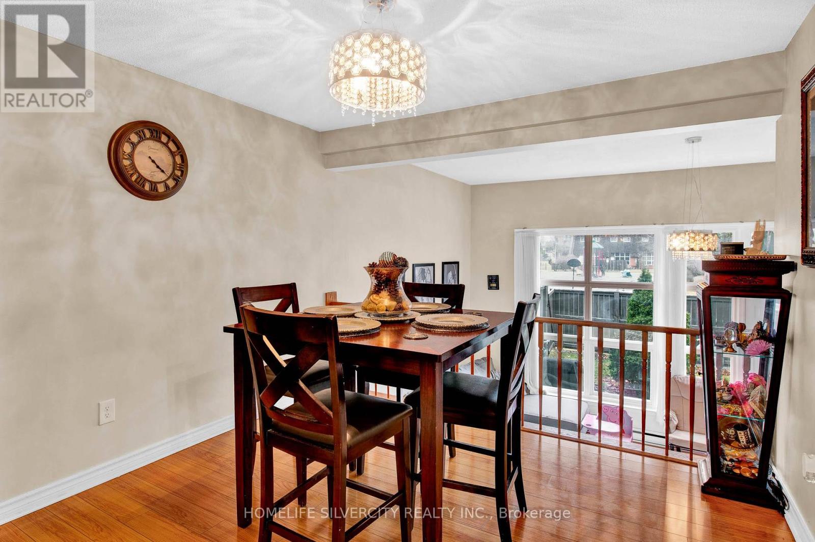 Photo 12 of 25 Briar Path, Brampton ON