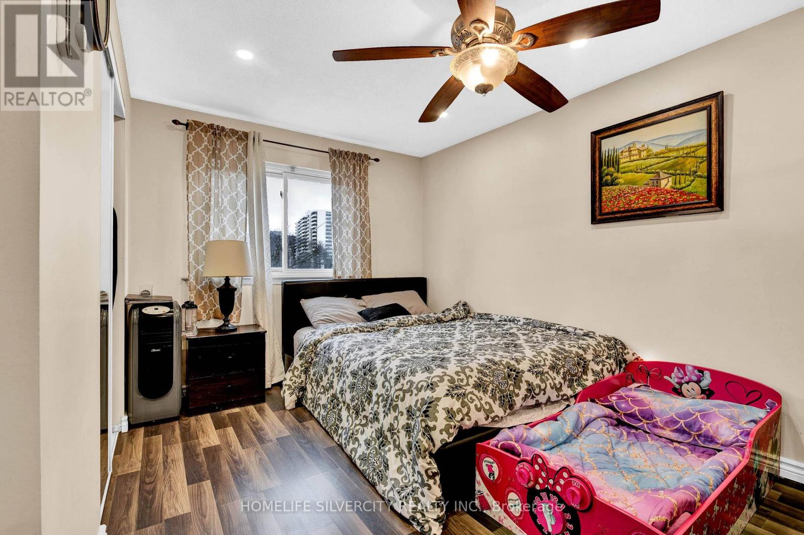 Photo 20 of 25 Briar Path, Brampton ON