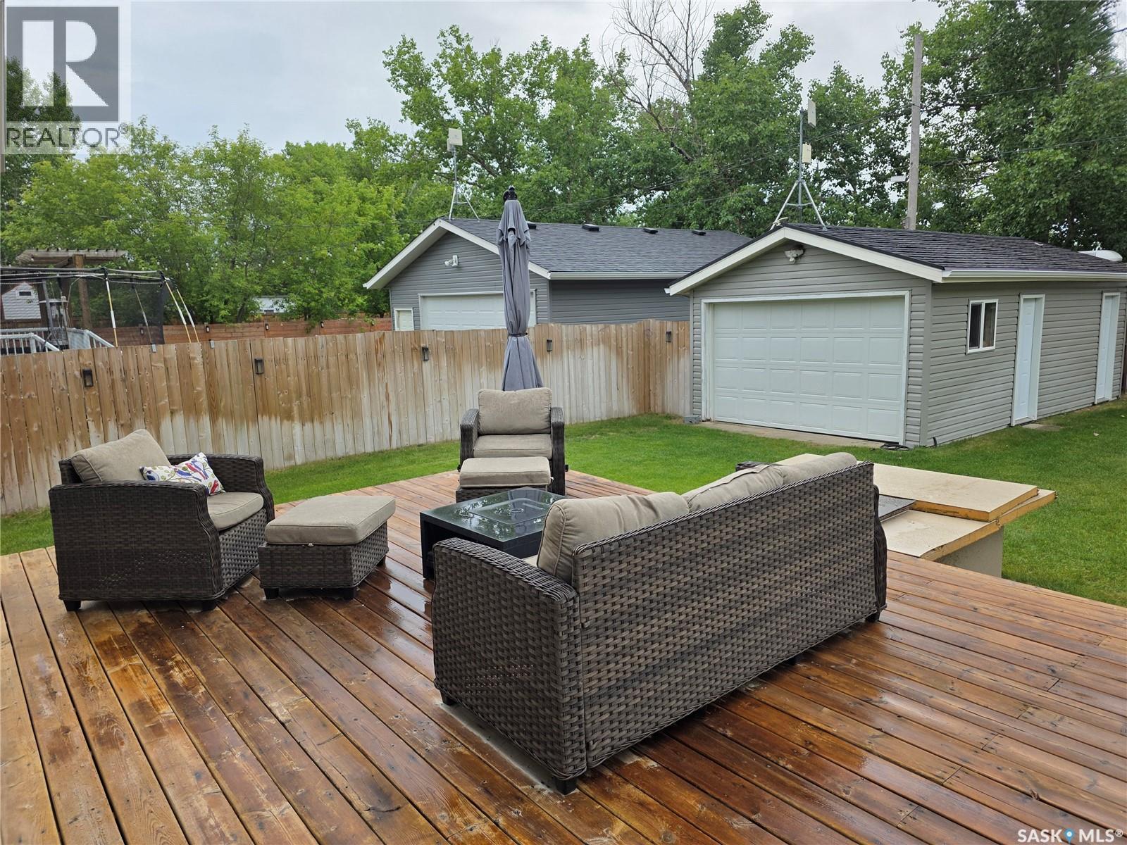 Photo 25 of 107 Mistusinne Crescent, Mistusinne SK
