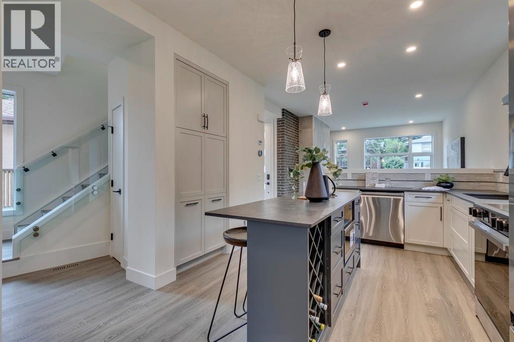 Photo 45 of 7722 47 Avenue Nw, Calgary AB