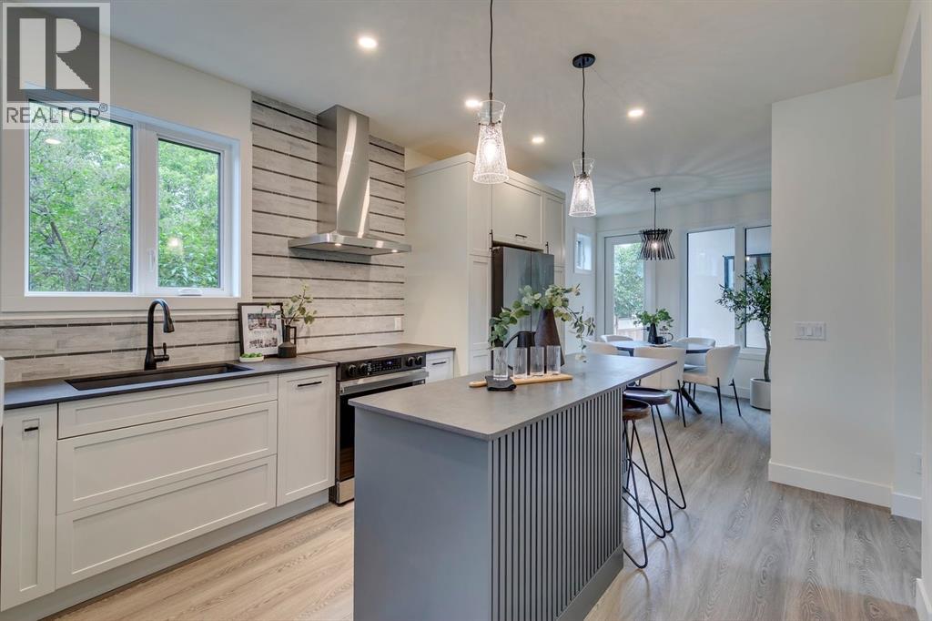 Photo 24 of 7722 47 Avenue Nw, Calgary AB