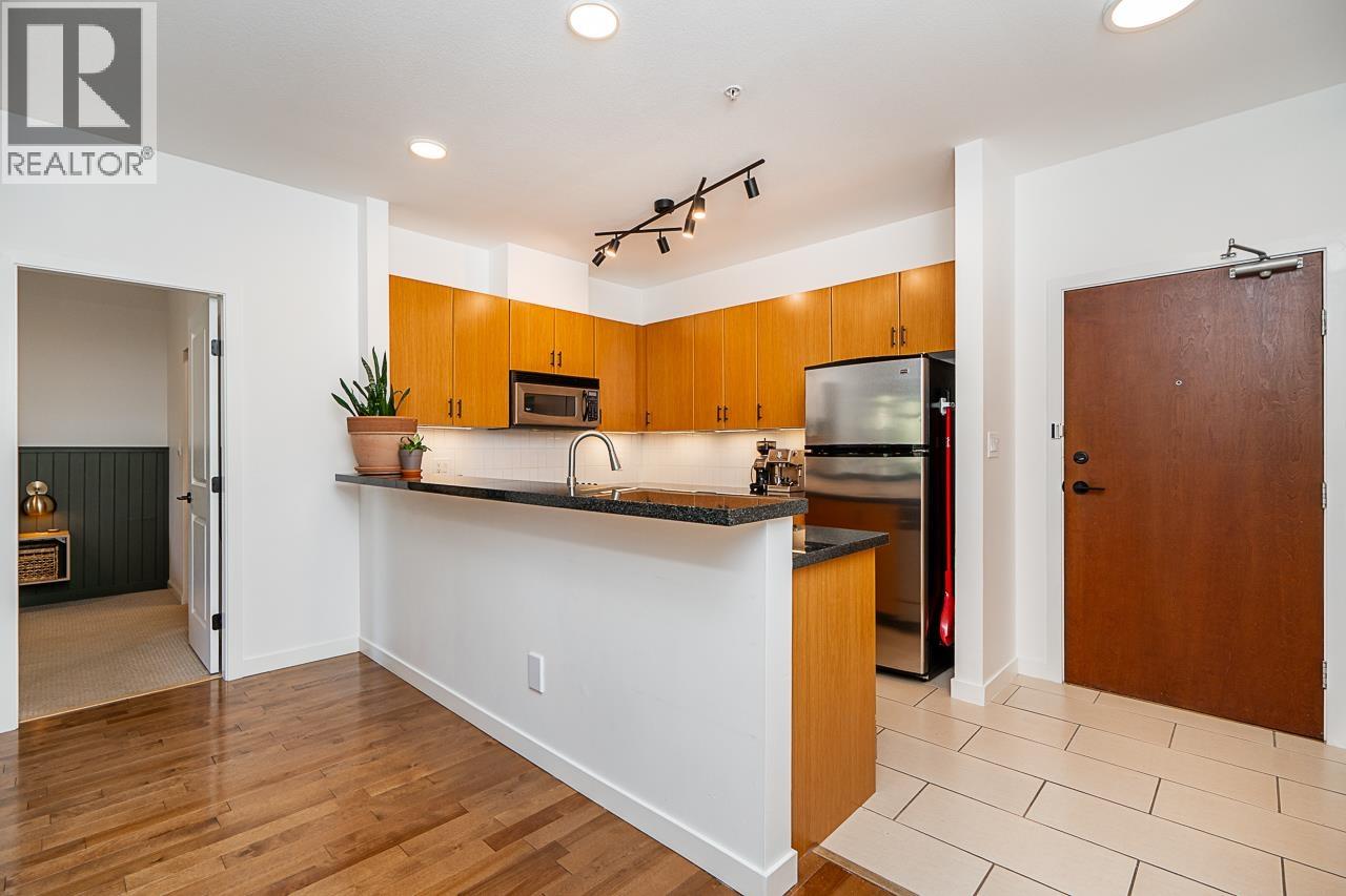 Photo 7 of 221 100 Capilano Road, Port Moody BC