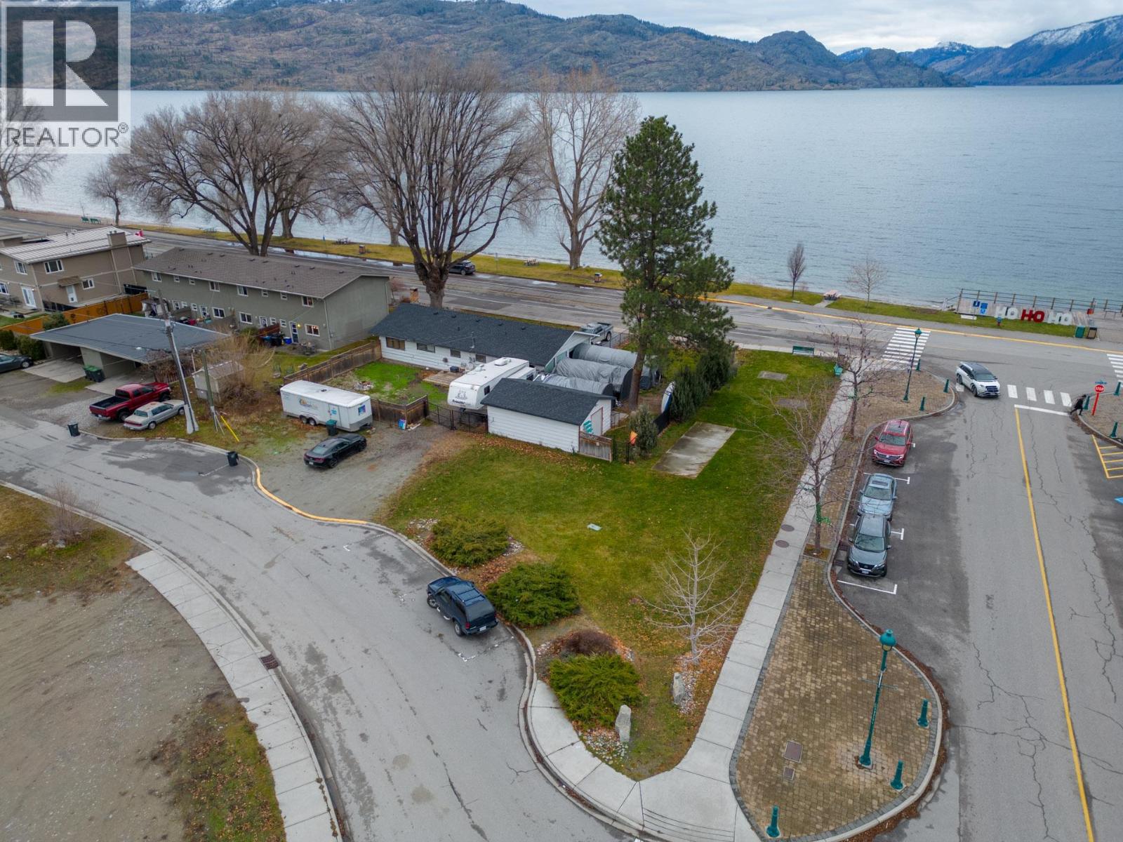  4194 Beach Avenue, Peachland