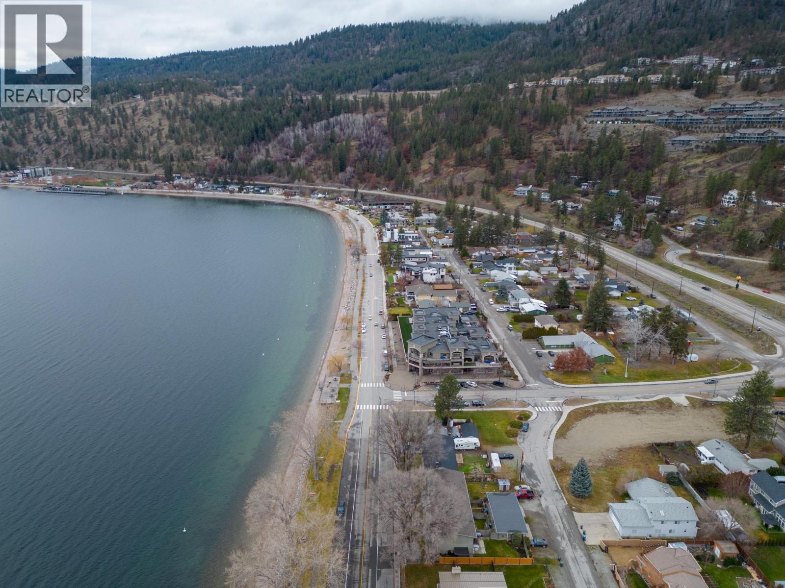  4194 Beach Avenue, Peachland