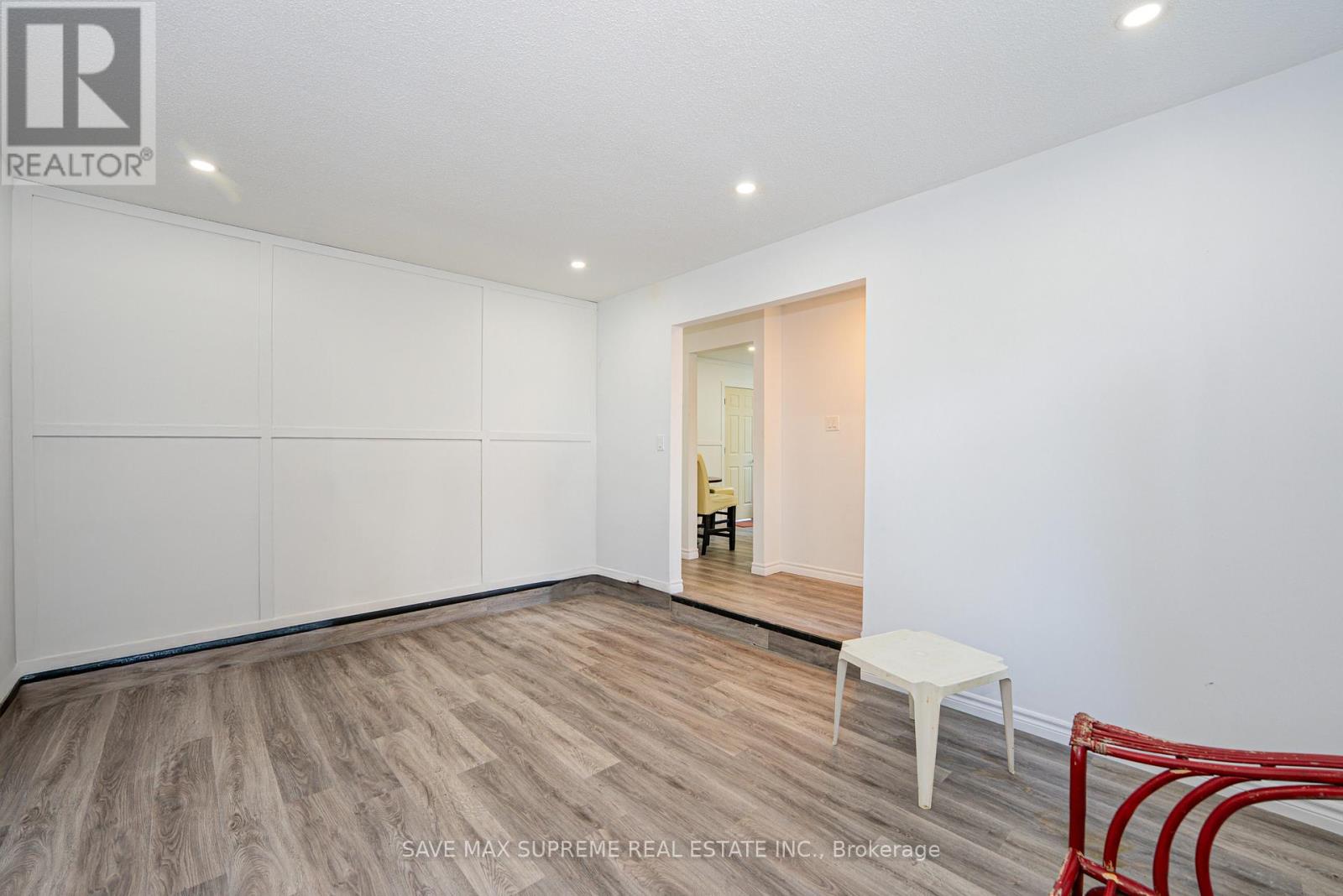 Photo 50 of 29 Renny Crescent, London South ON