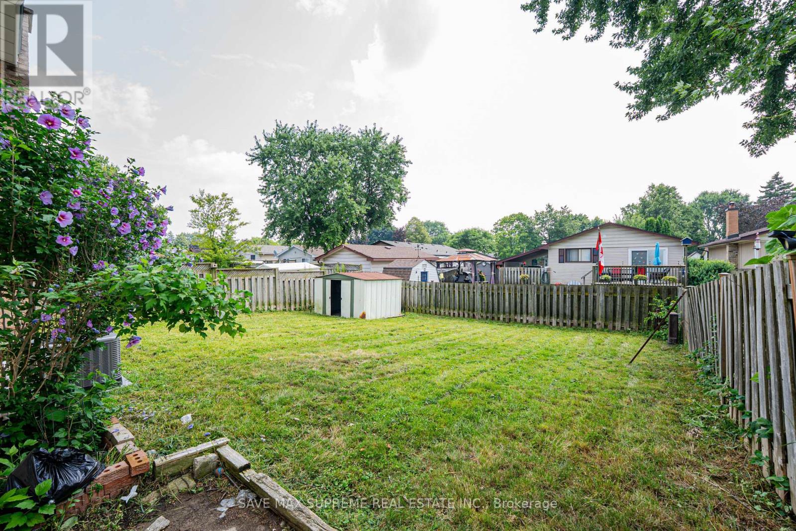 Photo 43 of 29 Renny Crescent, London South ON