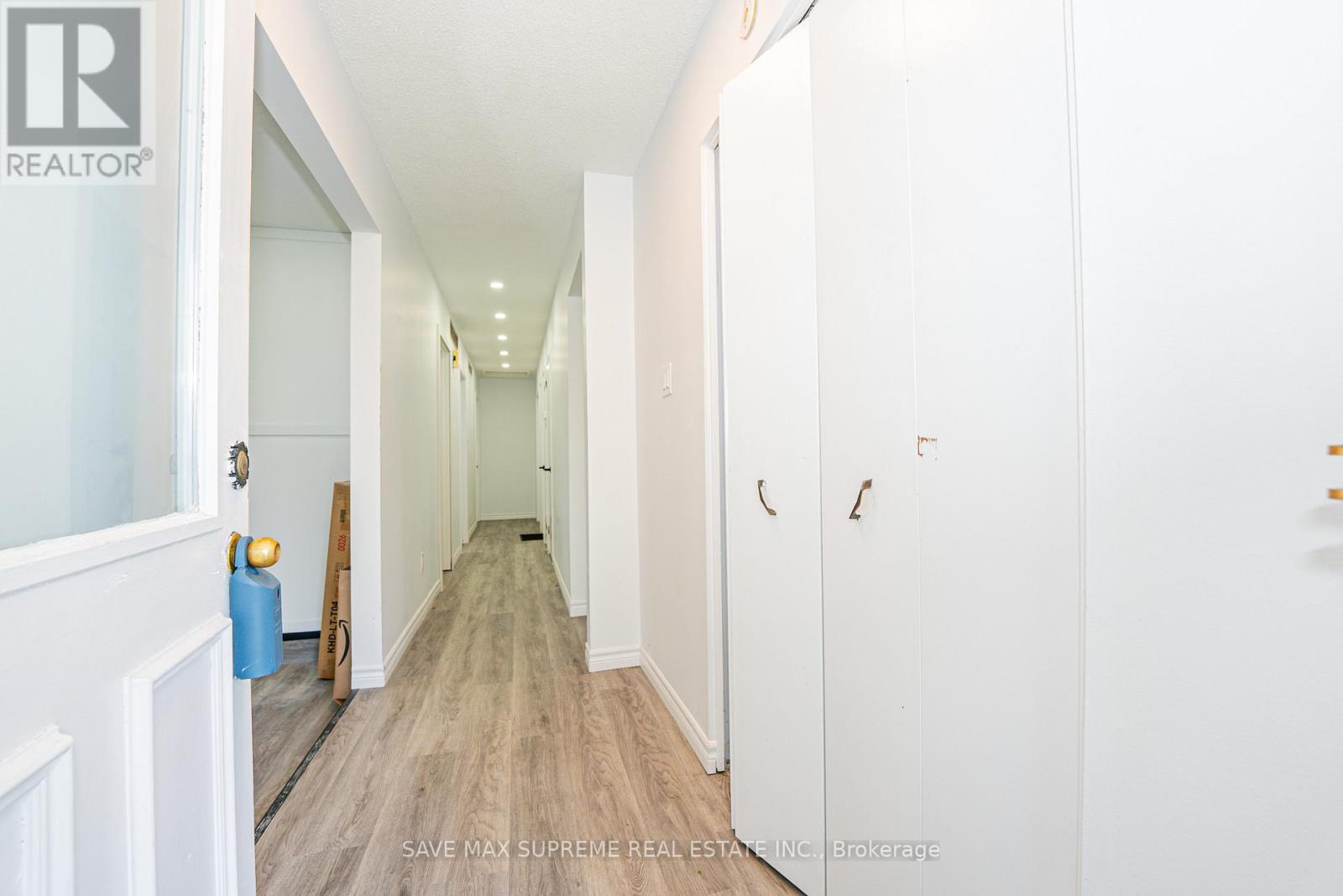Photo 49 of 29 Renny Crescent, London South ON