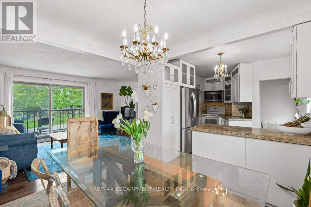 Photo 12 of 630 Westview Avenue, Hamilton ON