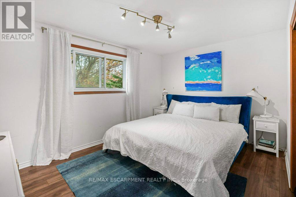 Photo 20 of 630 Westview Avenue, Hamilton ON