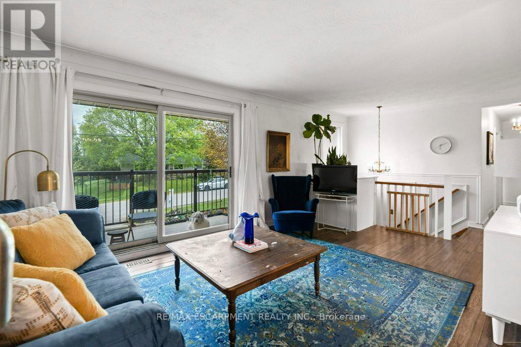 Photo 9 of 630 Westview Avenue, Hamilton ON