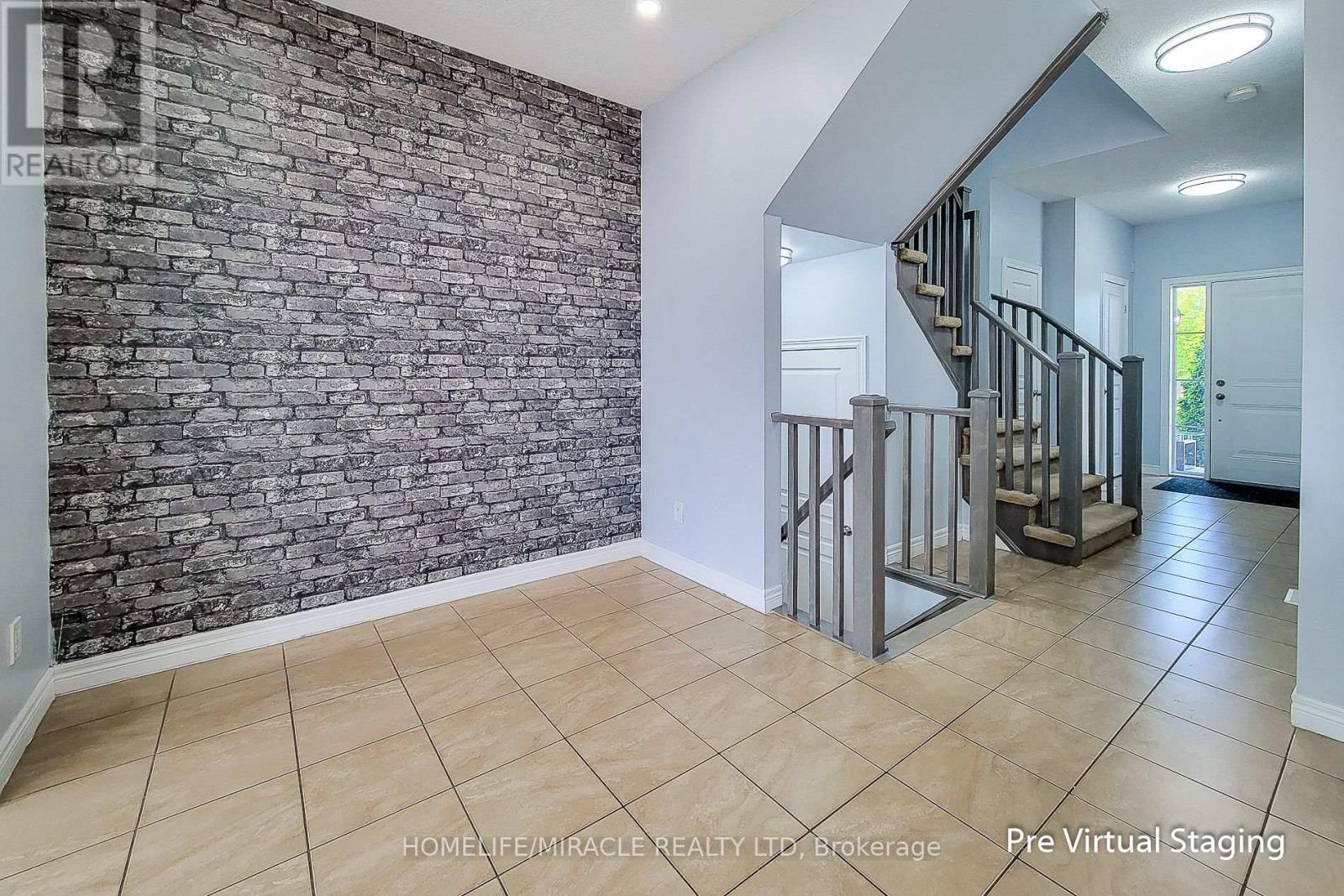 Photo 1 of 77 Highgate Drive, Hamilton ON