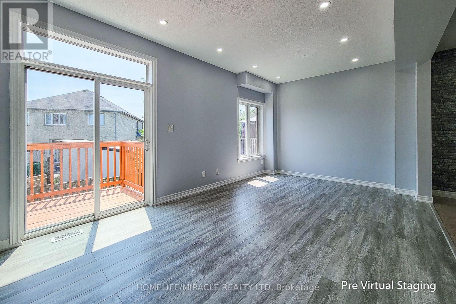 Photo 32 of 77 Highgate Drive, Hamilton ON