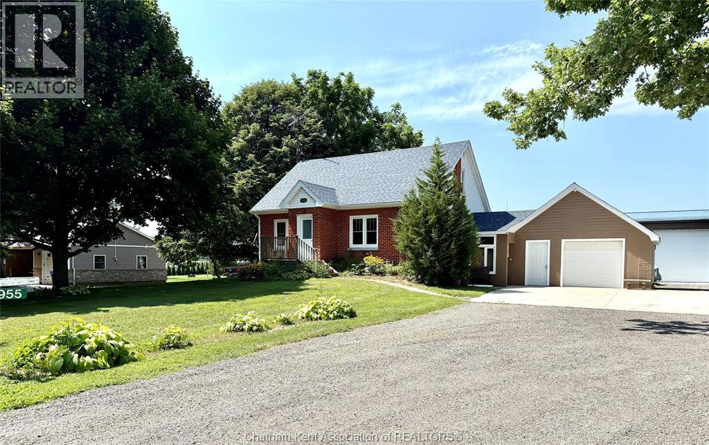Photo 1 of 955 Mcnaughton Avenue East, Chatham ON