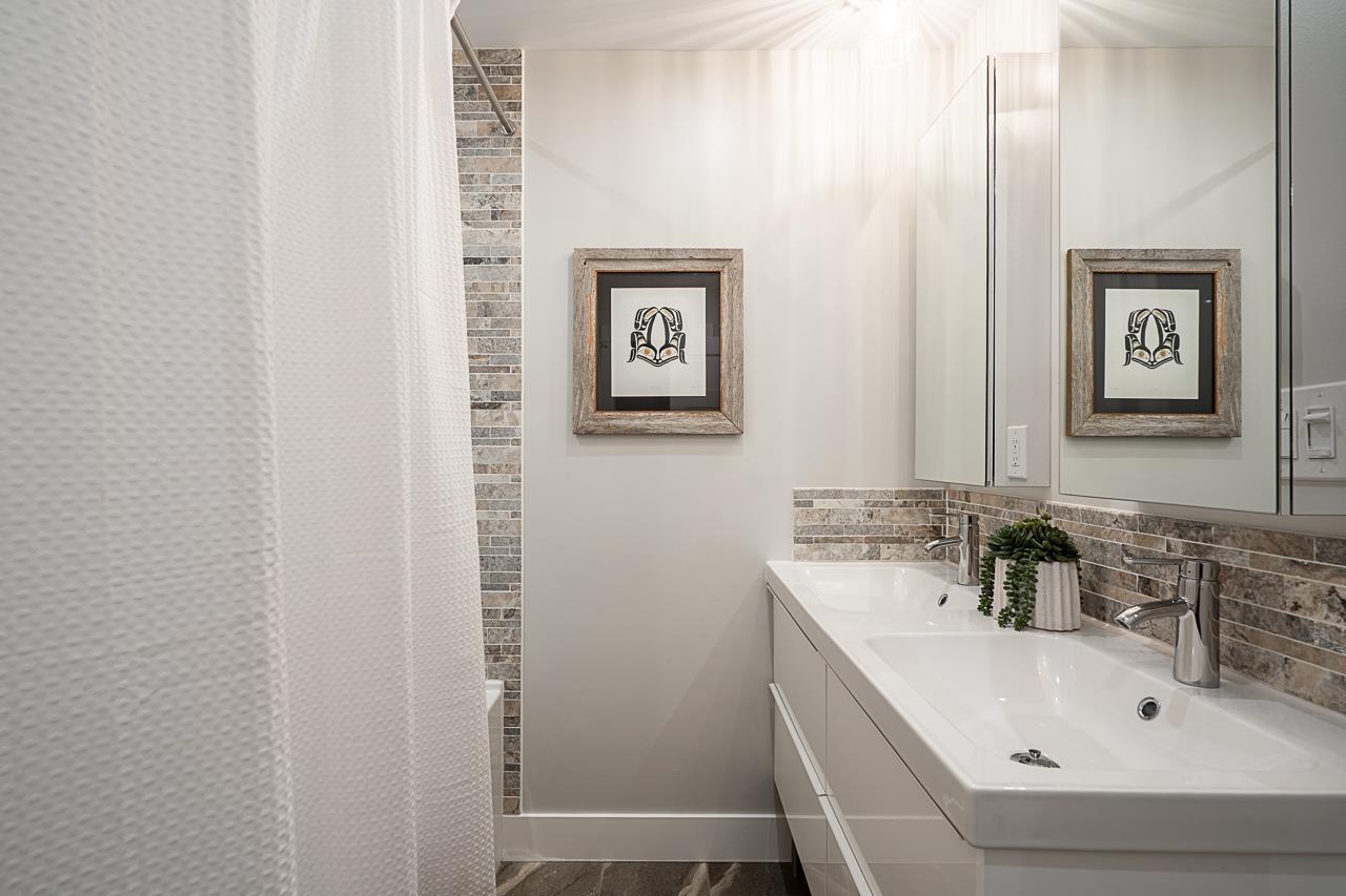 Photo 16 of 33781 Rockland Avenue, Abbotsford BC