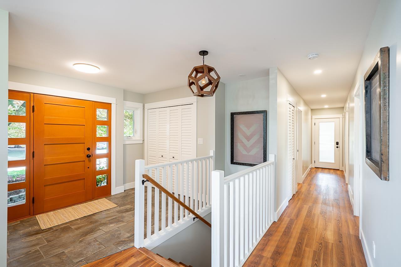 Photo 11 of 33781 Rockland Avenue, Abbotsford BC