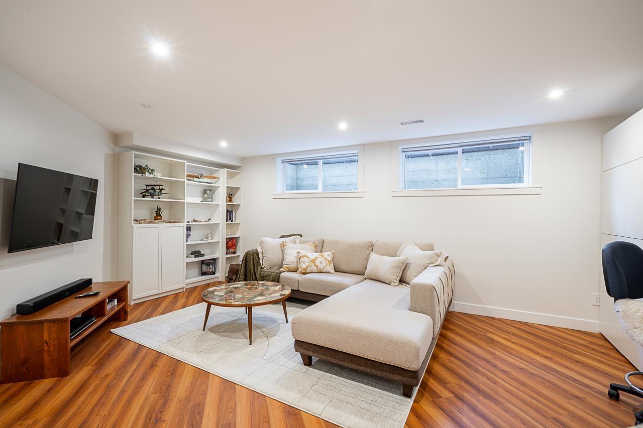 Photo 17 of 33781 Rockland Avenue, Abbotsford BC