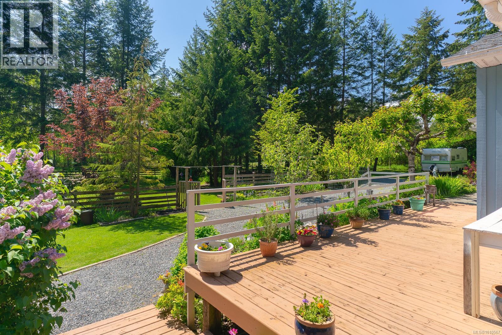 2742 Cedar Heights Cres, Nanaimo