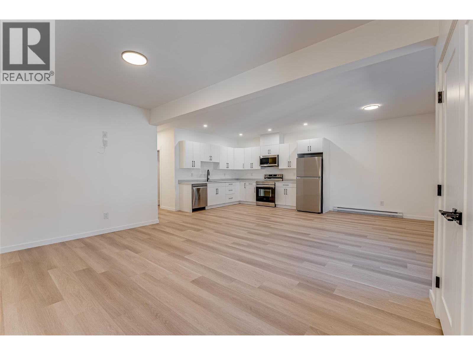 2736 Cedar Ridge Street, Lumby