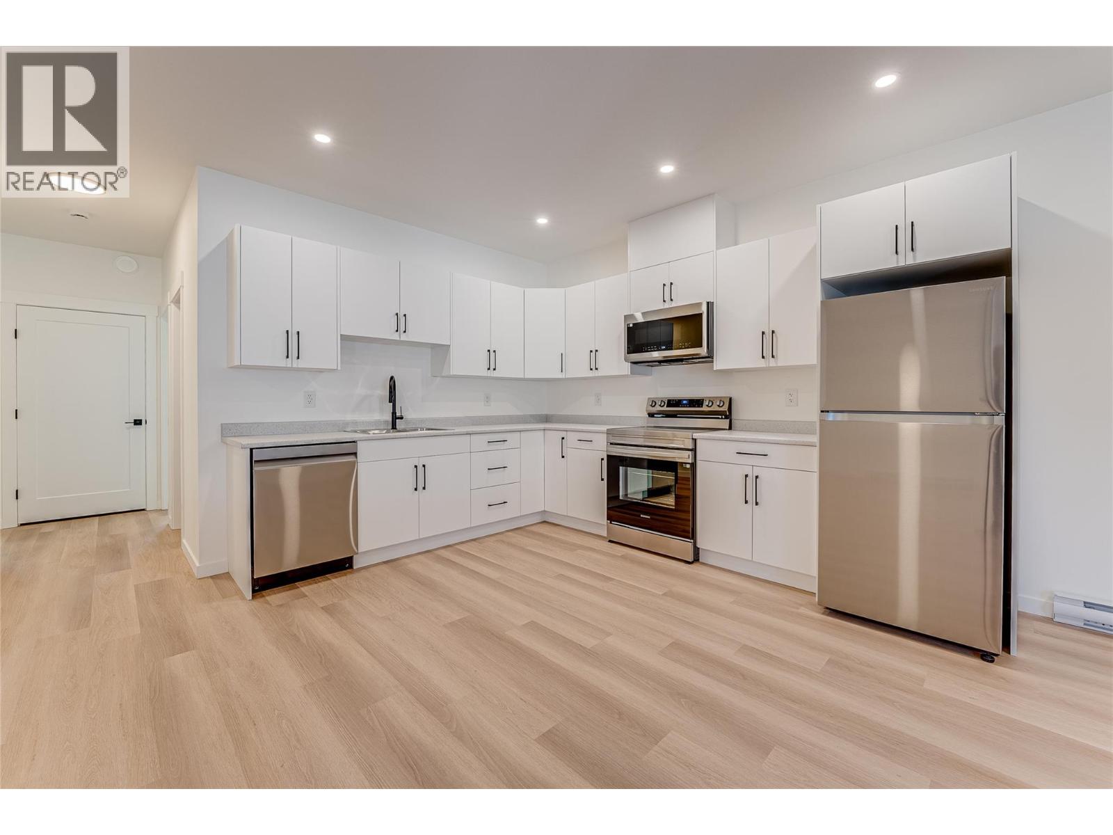 2736 Cedar Ridge Street, Lumby