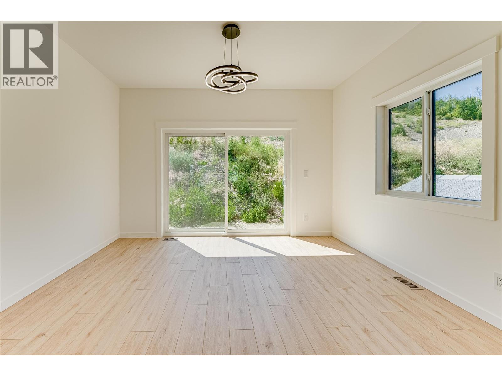 2736 Cedar Ridge Street, Lumby