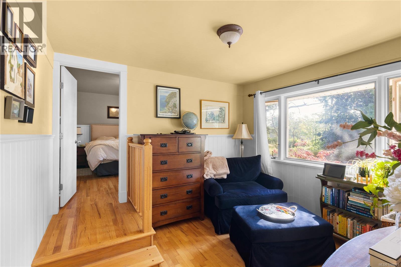  3935 Tudor Avenue, Saanich