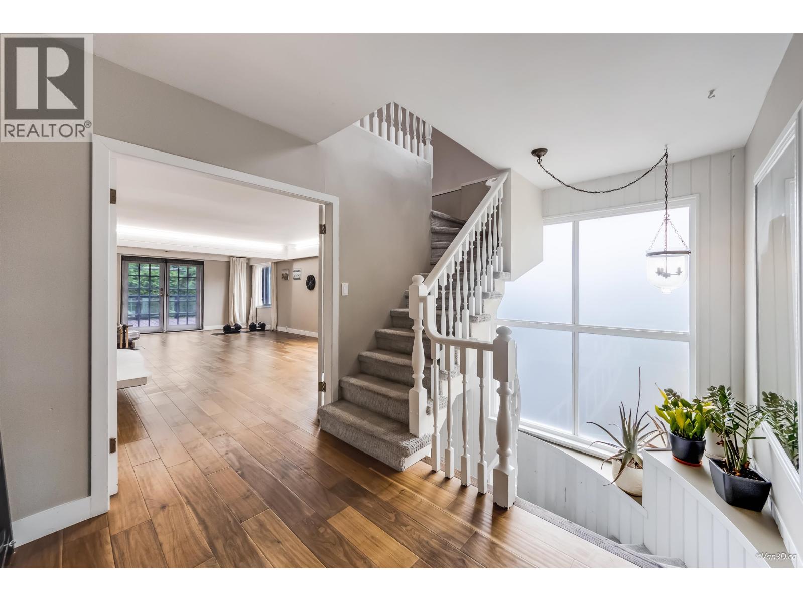 4145 RIPPLE ROAD, West Vancouver