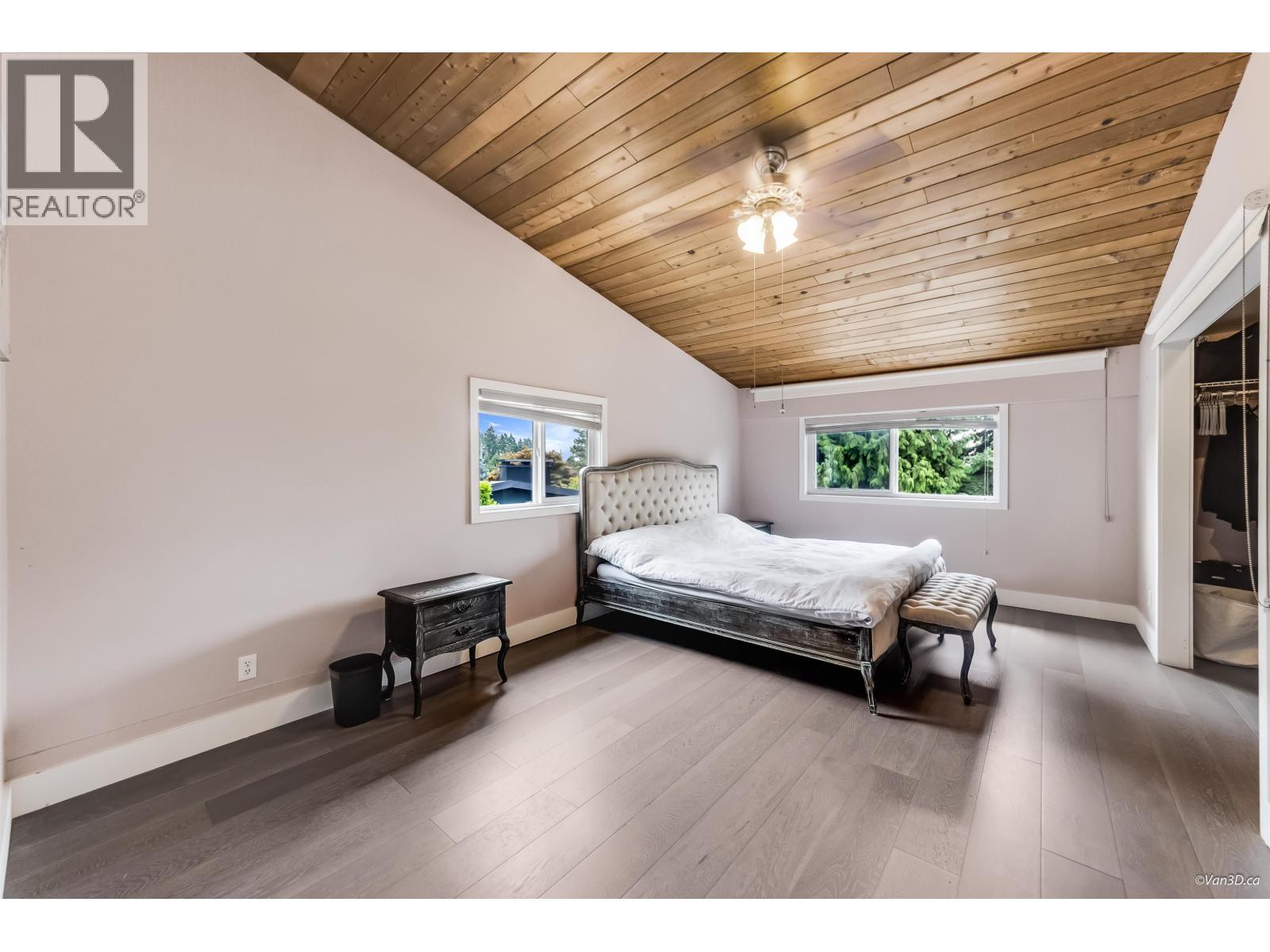 4145 RIPPLE ROAD, West Vancouver